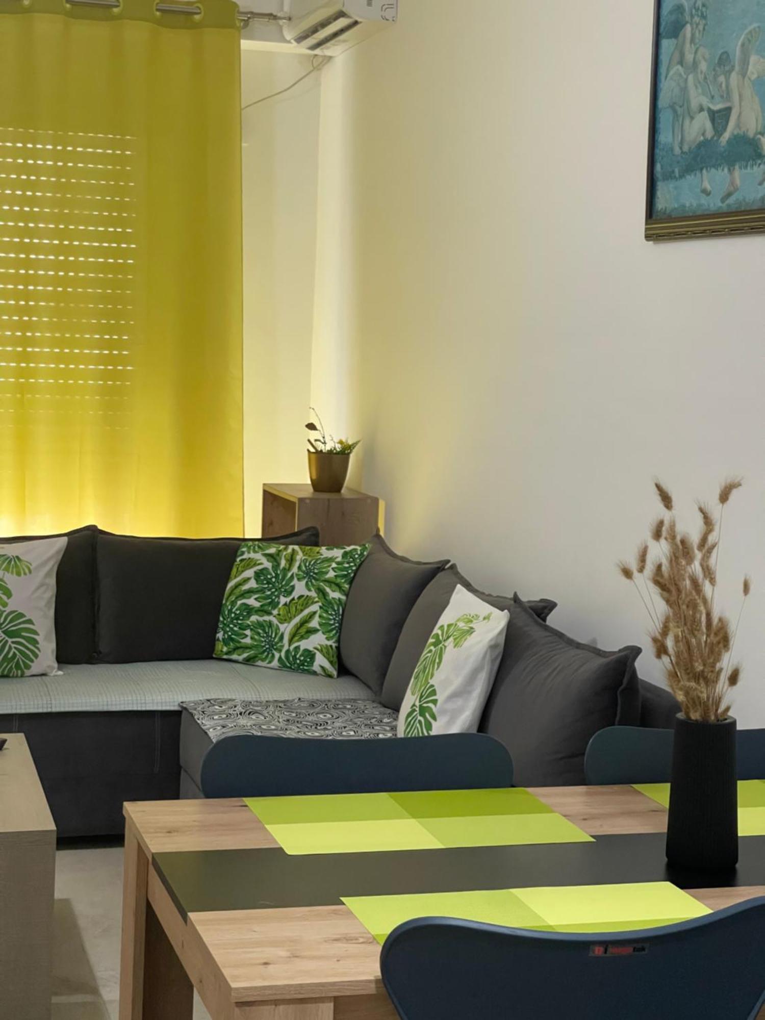 Marsela Gurma Apartments Sarandë Exterior foto